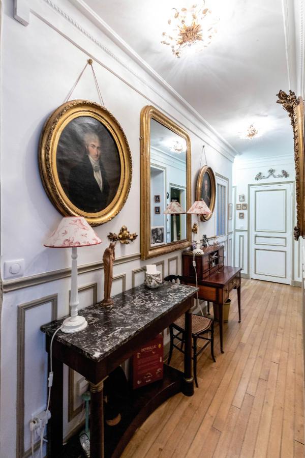 Appartement Veeve - The Timekeeper Parijs